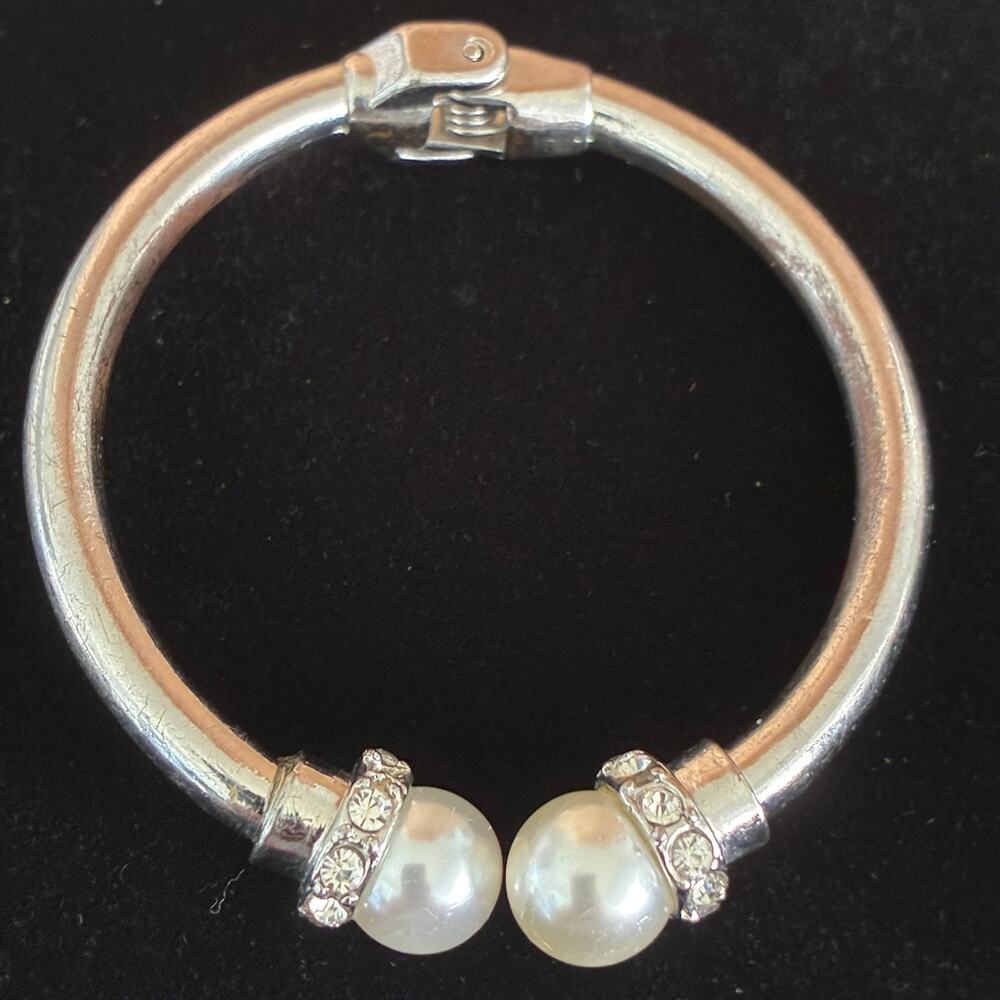 Silver Tone Hinged Bangle Bracelet Faux Pearl Rhinestone Ends 6.25"